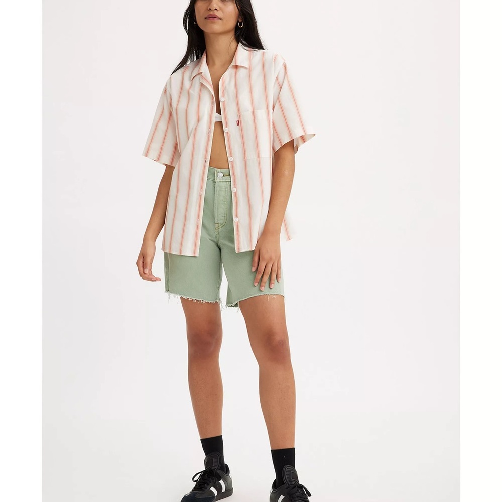 LEVI’S 501® '90S WOMEN'S COLORED DENIM SHORTS